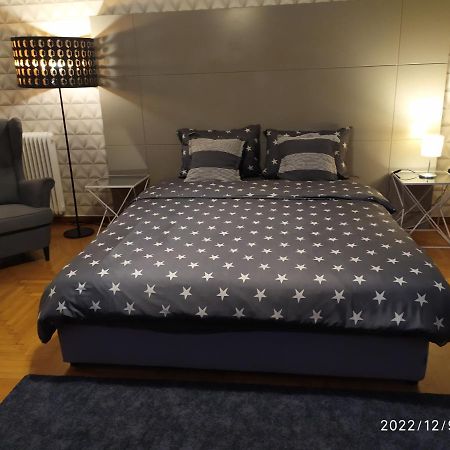 Apartament Plaka'S Flat-Near Syntagma Metro Station Ateny Zewnętrze zdjęcie