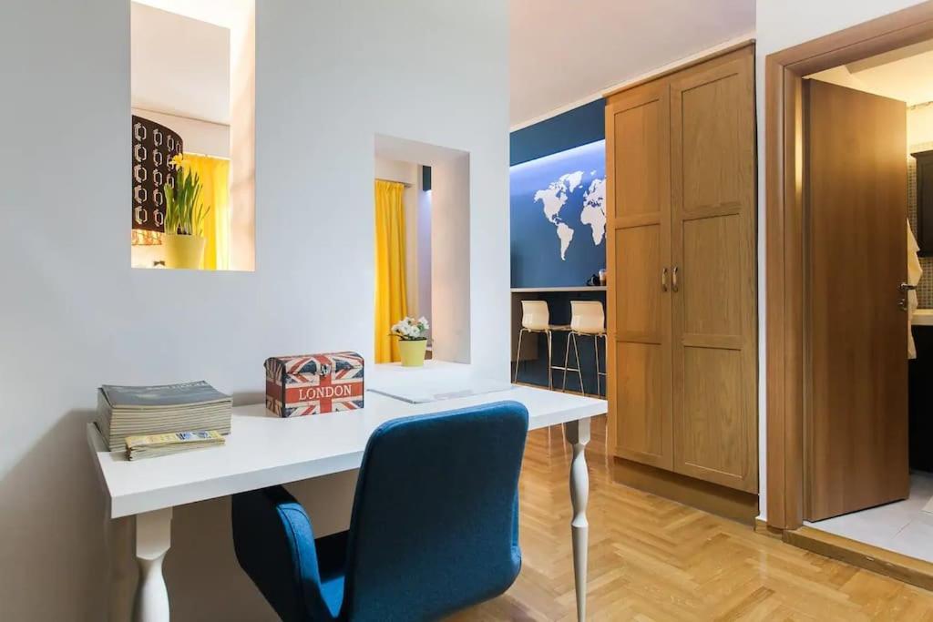Apartament Plaka'S Flat-Near Syntagma Metro Station Ateny Zewnętrze zdjęcie