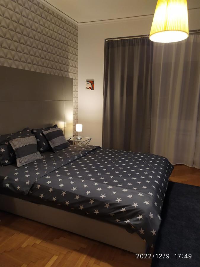 Apartament Plaka'S Flat-Near Syntagma Metro Station Ateny Zewnętrze zdjęcie